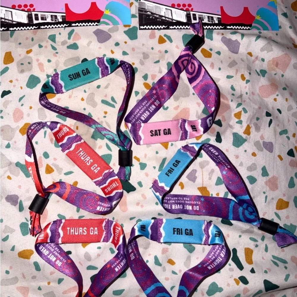 Lollapalooza Sat & Sunday GA wristbands